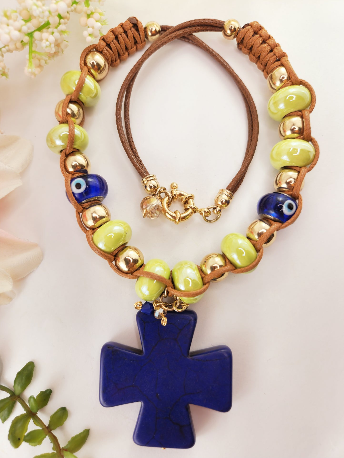 Extravagant Beaded Necklace Cross Natural Stone Howlite