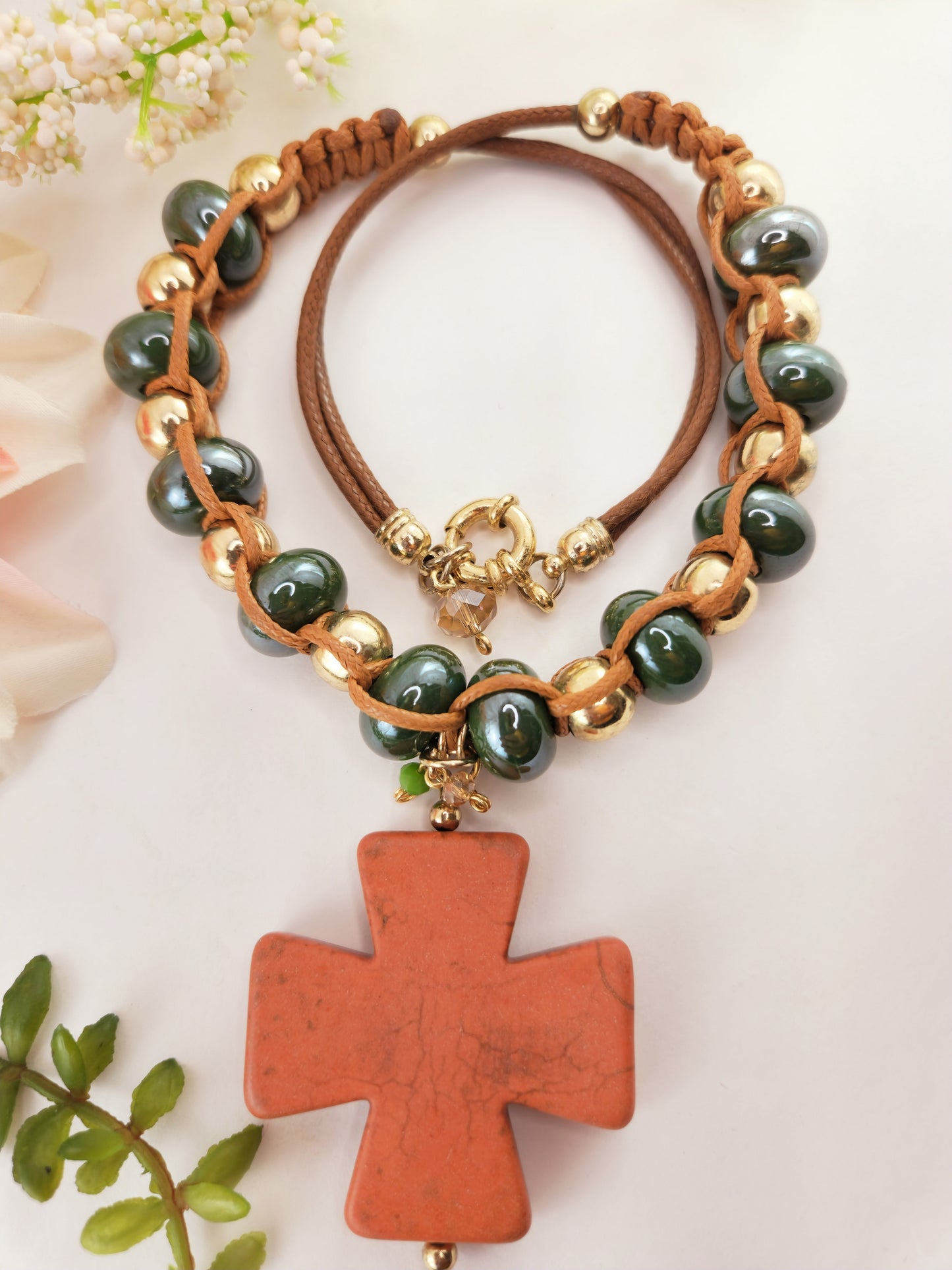 Extravagant Beaded Necklace Cross Natural Stone Howlite