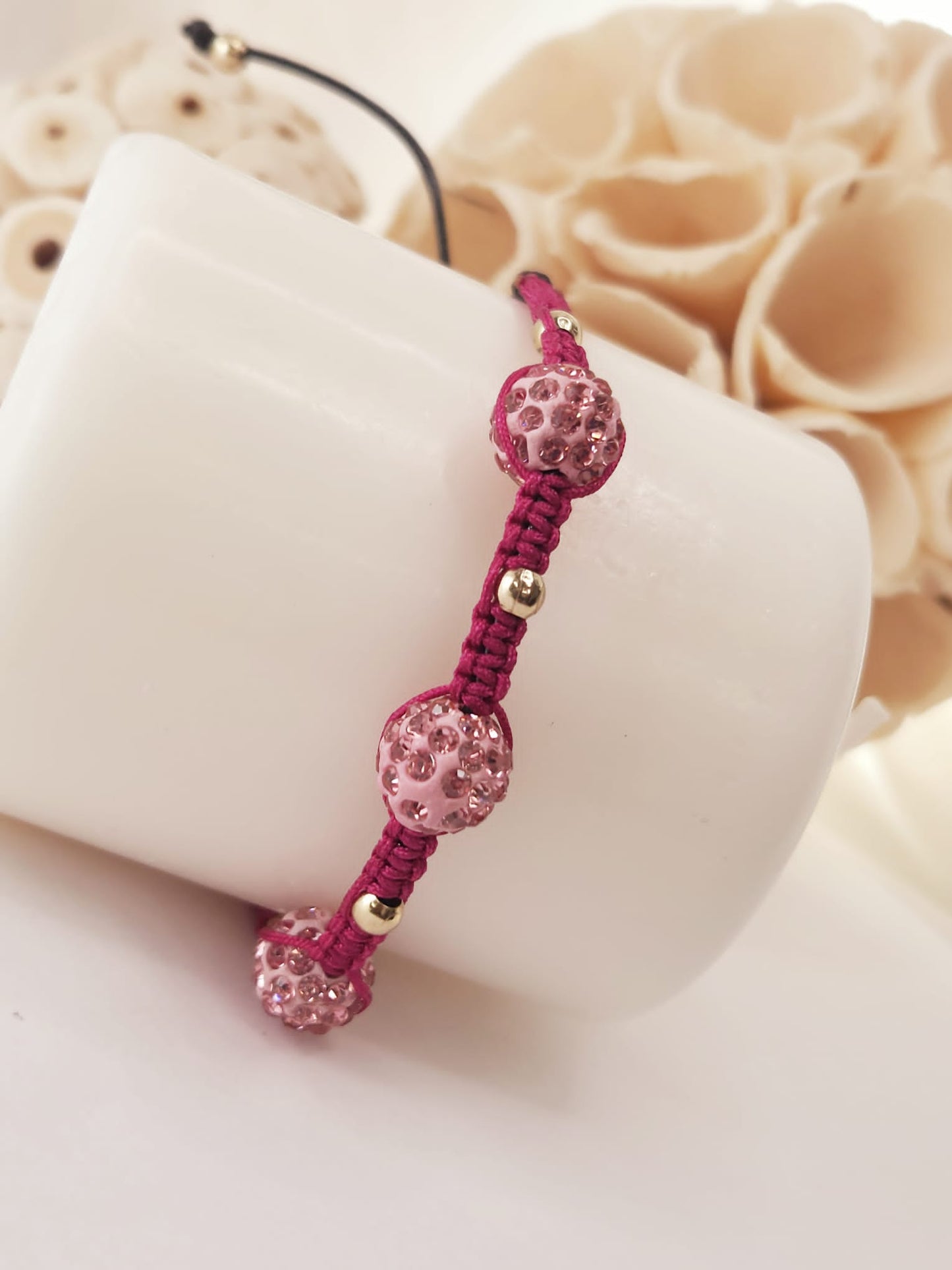 Pulseras de cuentas de arcilla con cristales