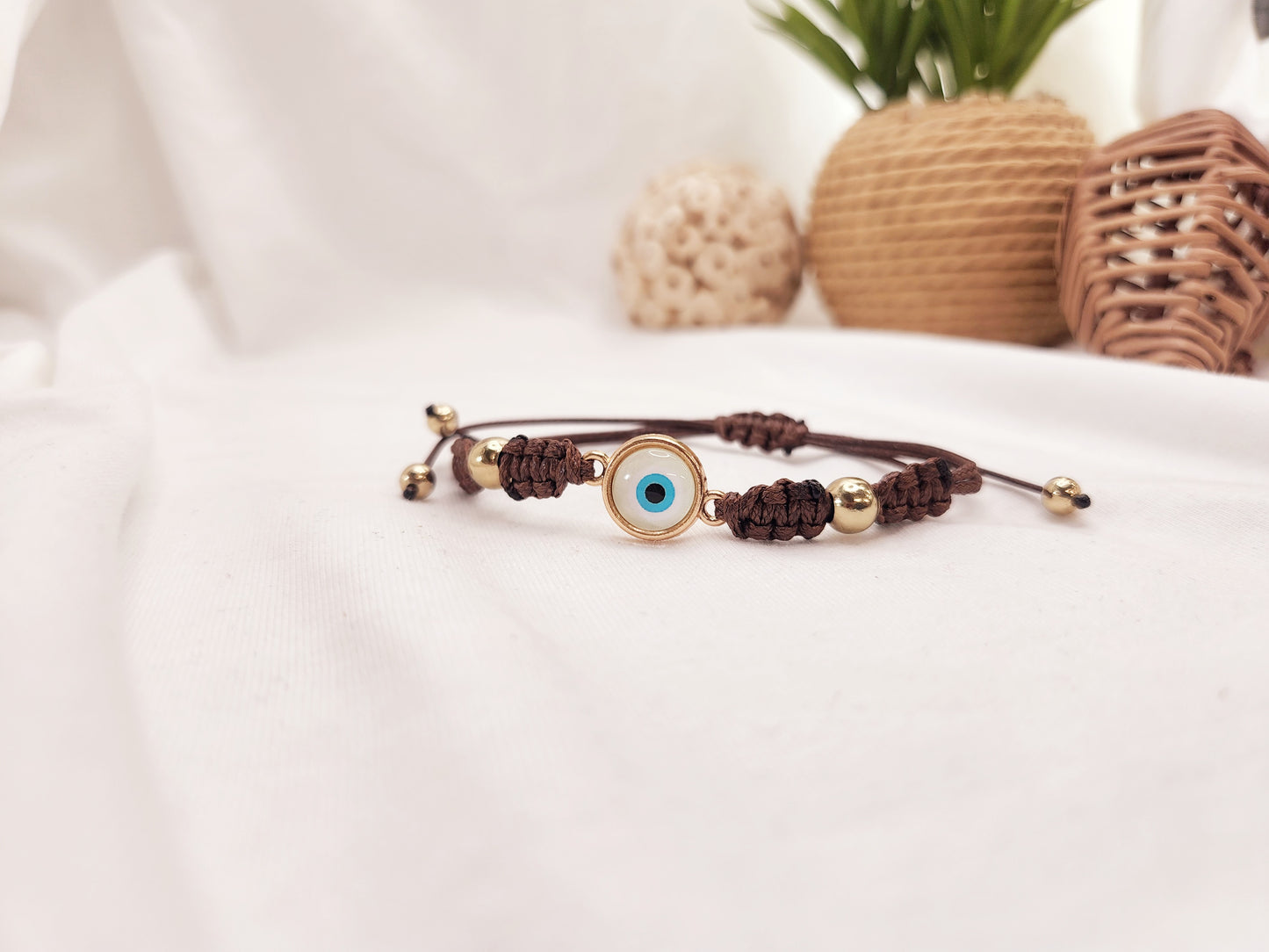 Cord bracelet with Eye