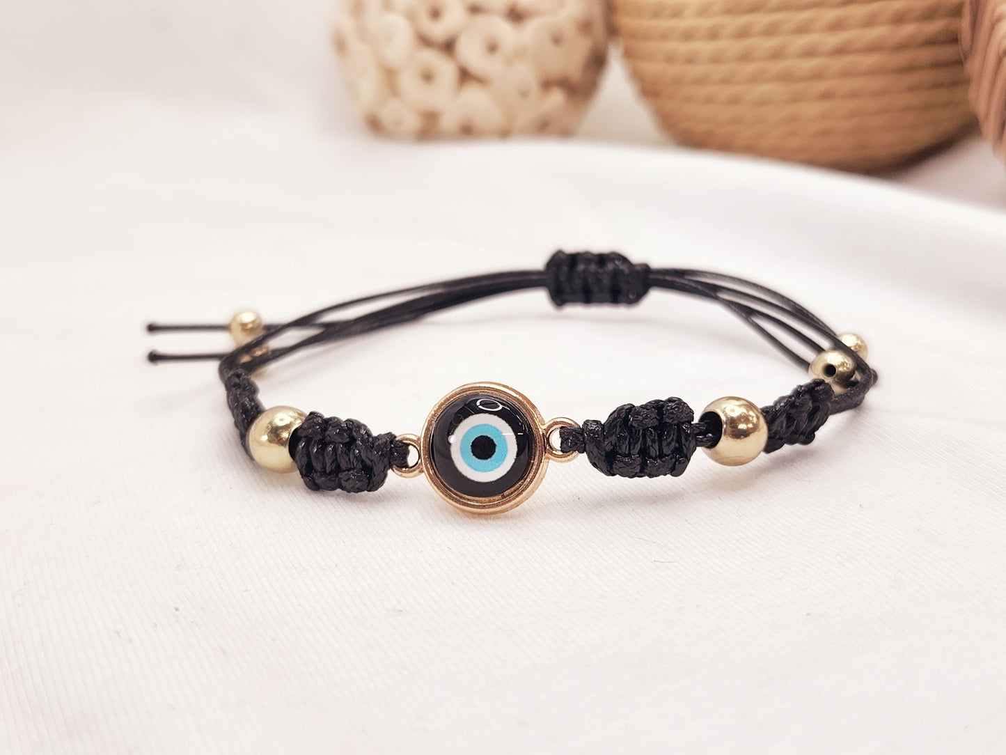 Cord bracelet with Eye