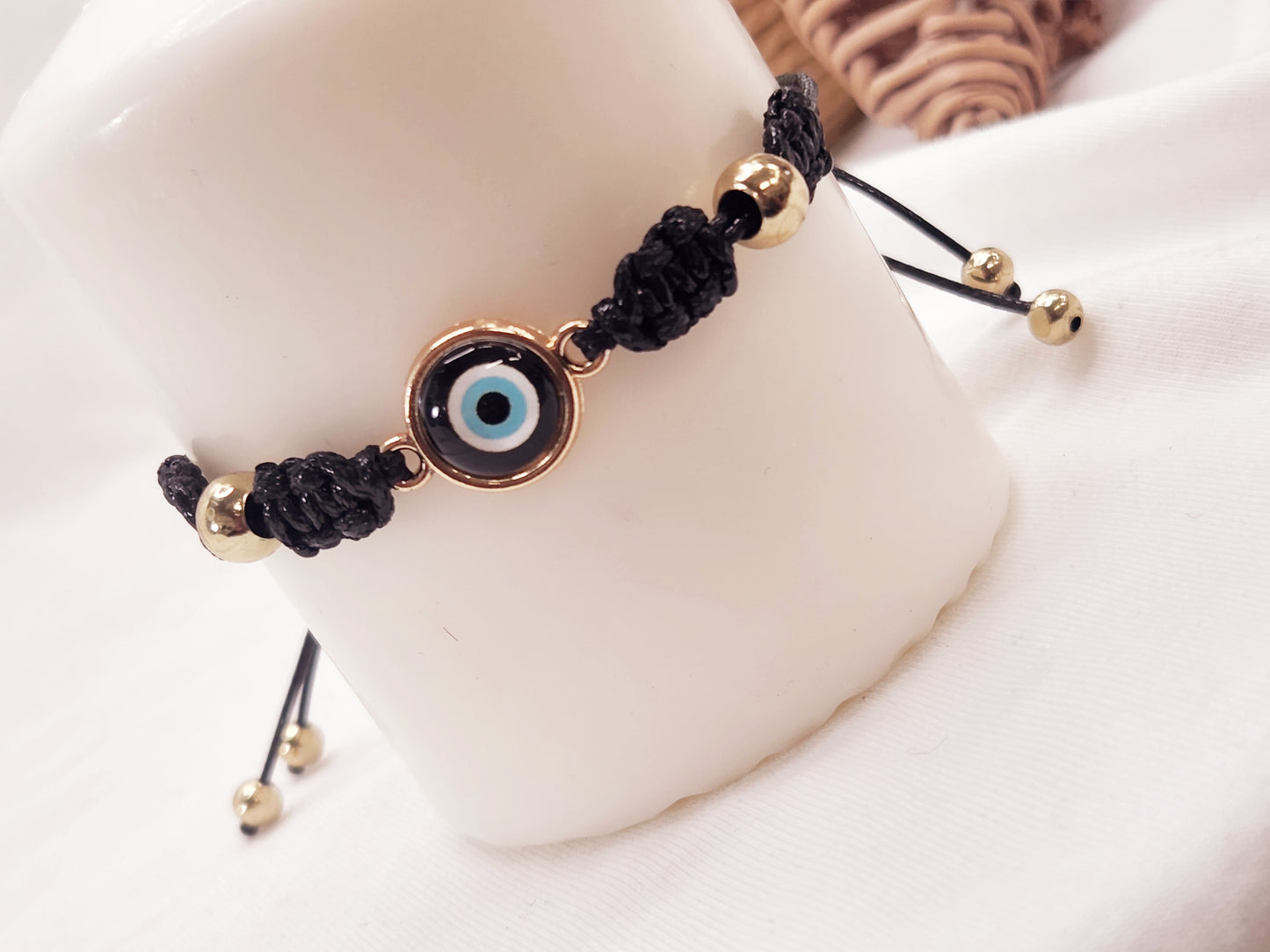 Cord bracelet with Eye