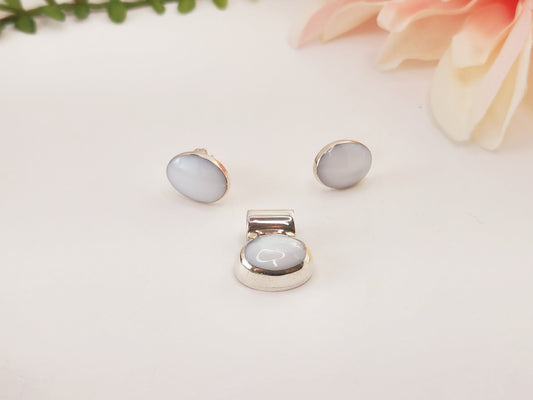 Set of Earrings and Pendant Moonstone Silver 925