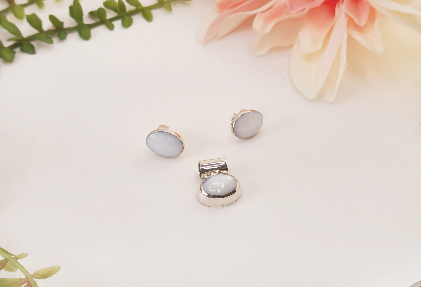 Set of Earrings and Pendant Moonstone Silver 925