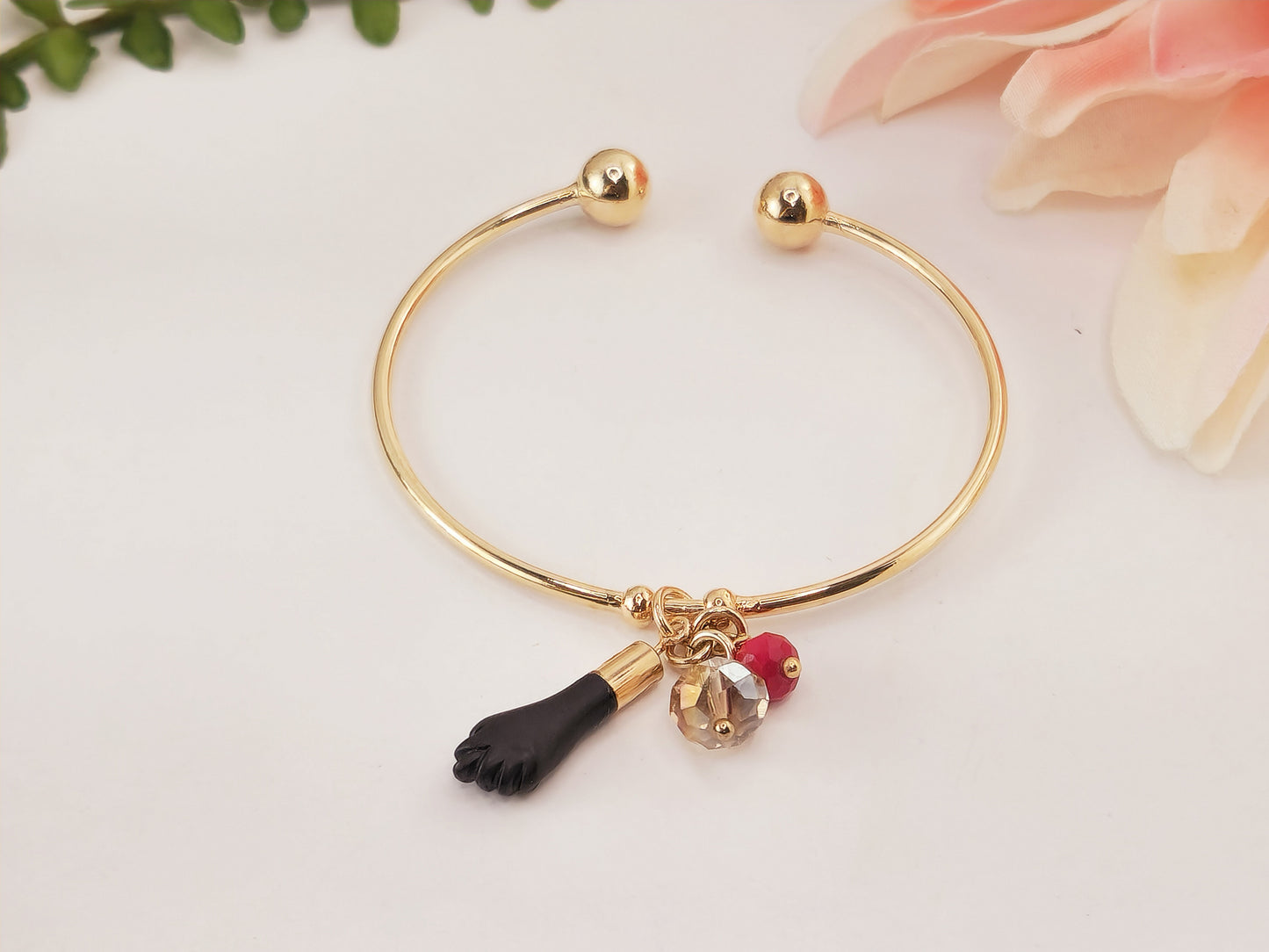 Pulsera Ajustable Oro Laminado Azabache Negro - Cristal Rojo