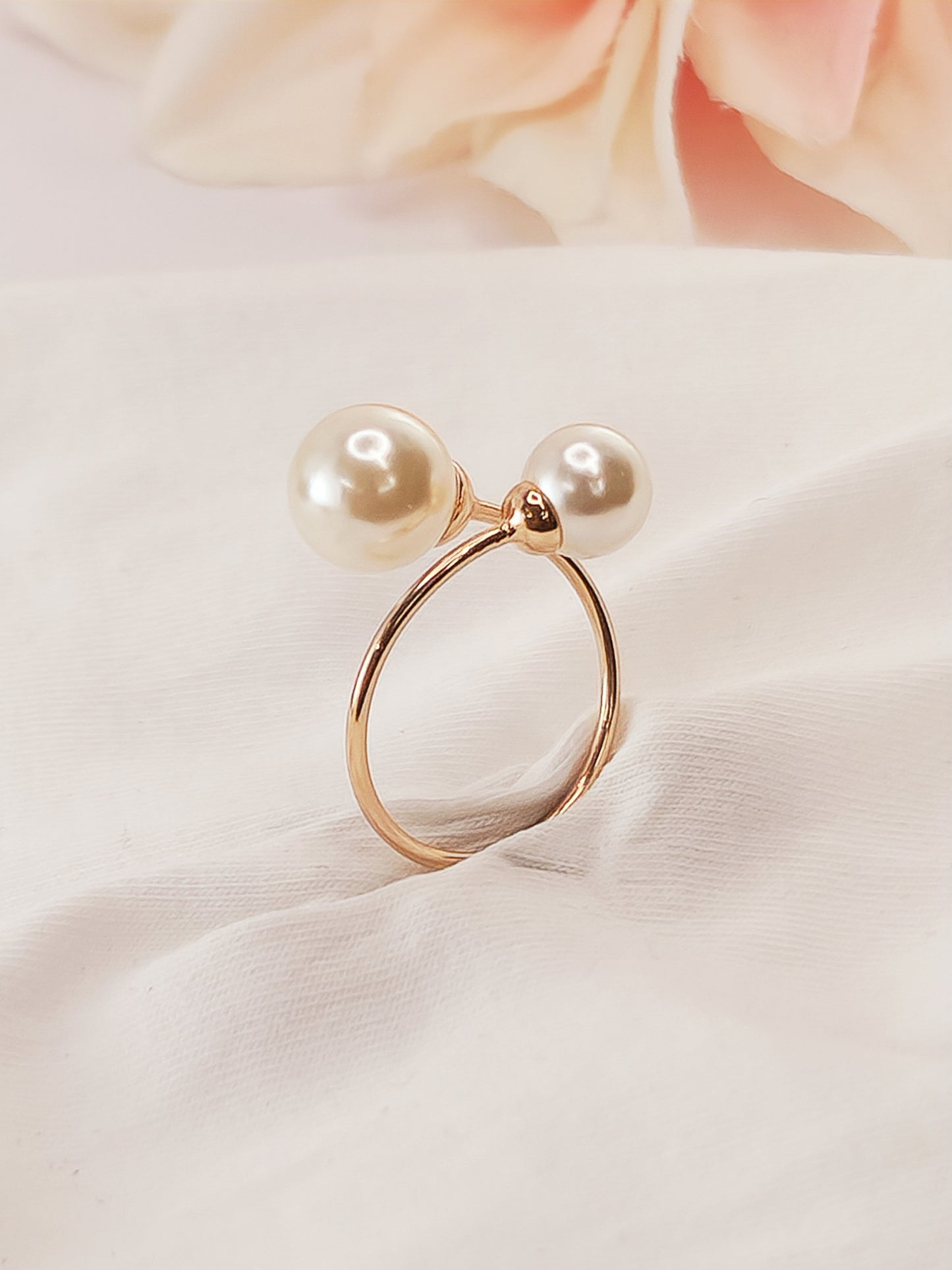 Eva Adjustable Pearl Ring