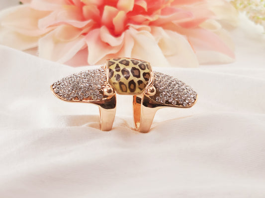 Anillo Diana Chapado en Oro Rosado con Cristales Animal Print