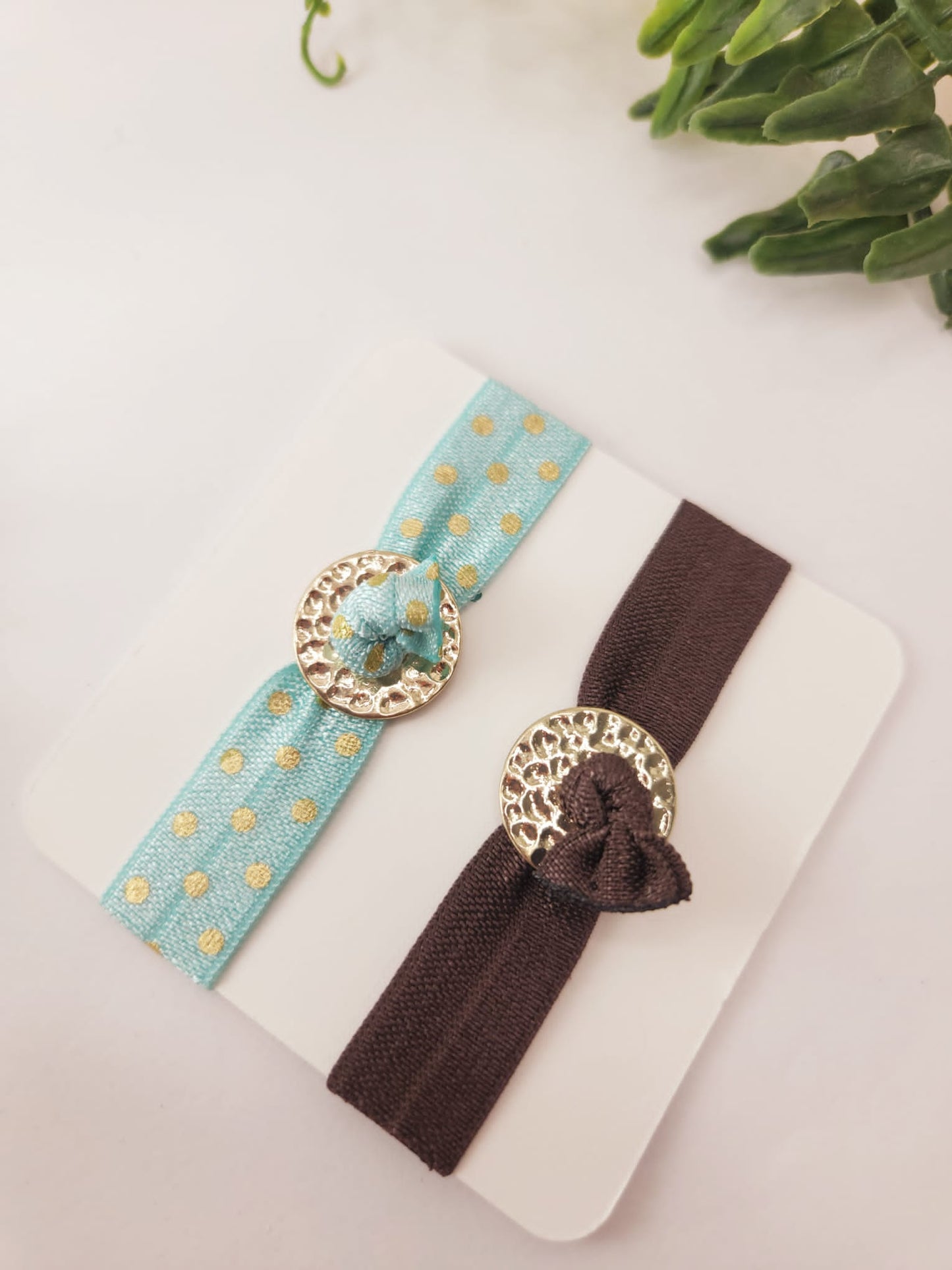 Elastic ribbon bracelets with gold charm