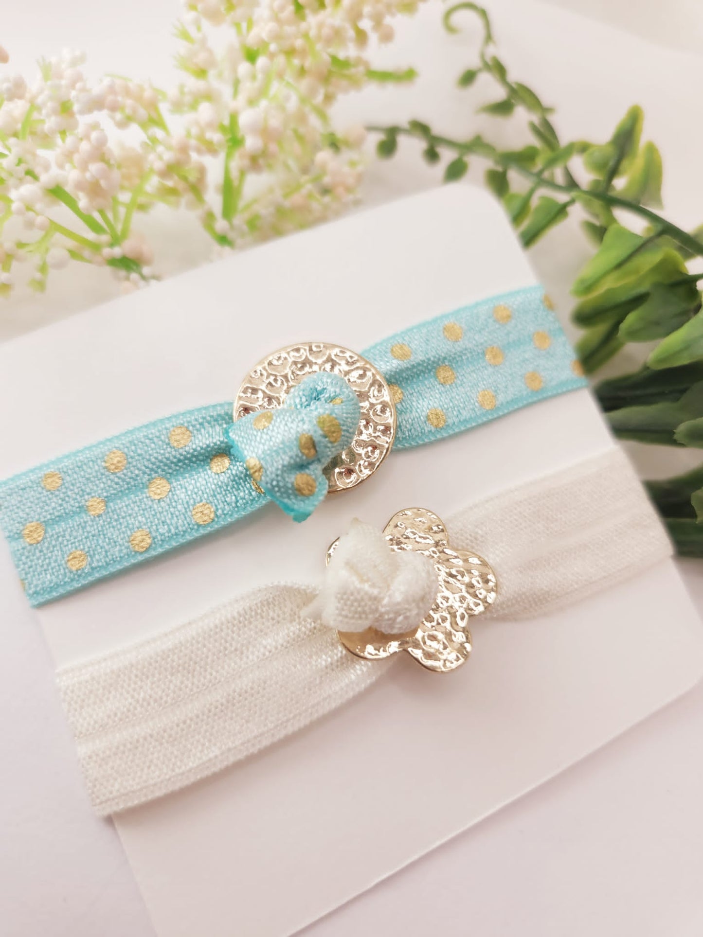 Elastic ribbon bracelets with gold charm